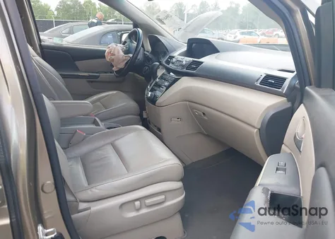 2011 Honda Odyssey Touring/Touring Elite из США, поврежденный, VIN 5FNRL5H98BB095796